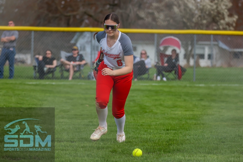041825-Edgewood-@-GV-Softball-18-scaled