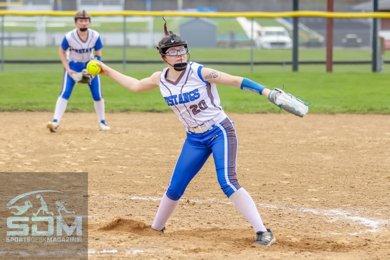041825-Edgewood-@-GV-Softball-26-scaled