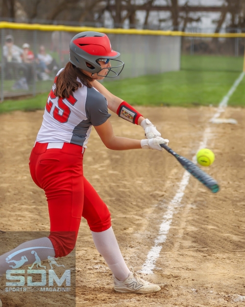 041825-Edgewood-@-GV-Softball-29-scaled