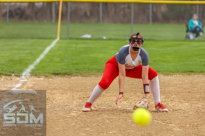 041825-Edgewood-@-GV-Softball-33-scaled