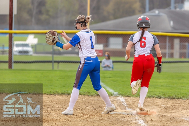 041825-Edgewood-@-GV-Softball-37-scaled