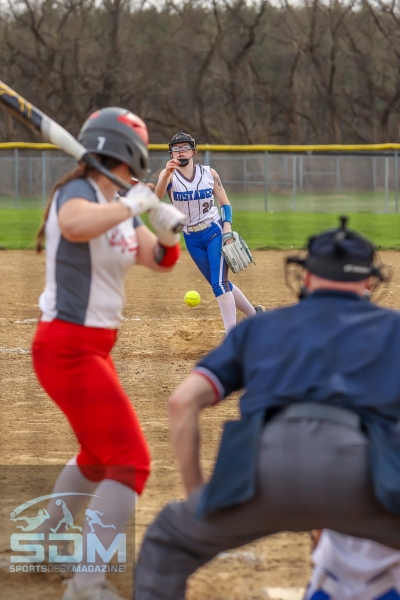 041825-Edgewood-@-GV-Softball-39-scaled