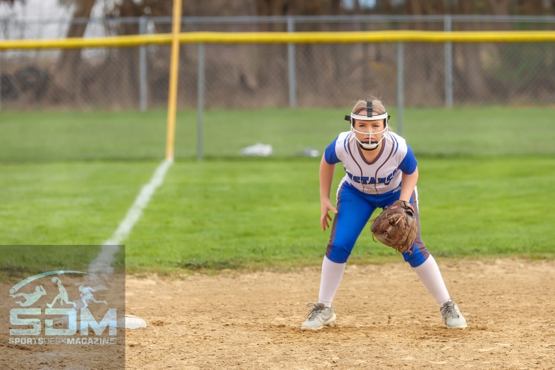 041825-Edgewood-@-GV-Softball-50-scaled