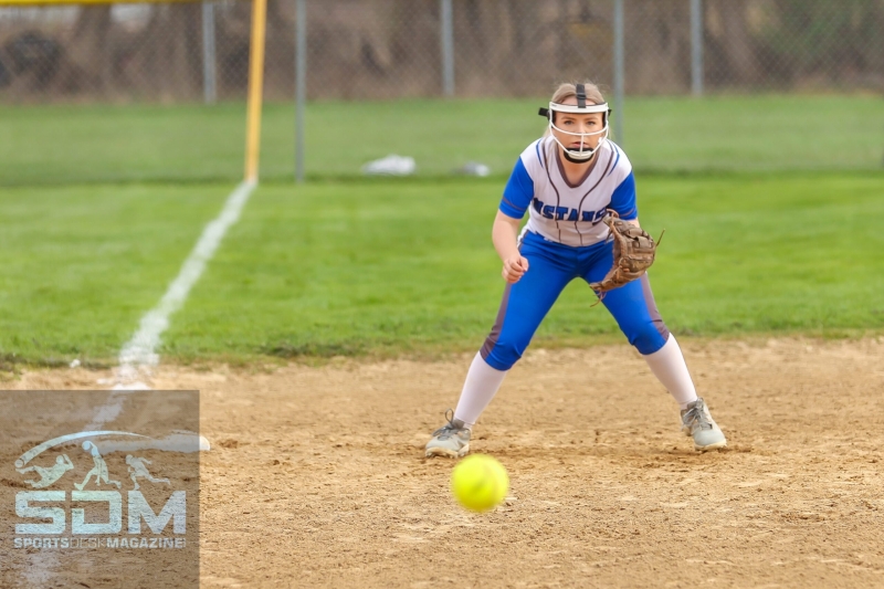 041825-Edgewood-@-GV-Softball-51-scaled