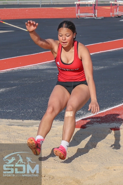 042225-Perry-Harvey-@-Jefferson-Track-17