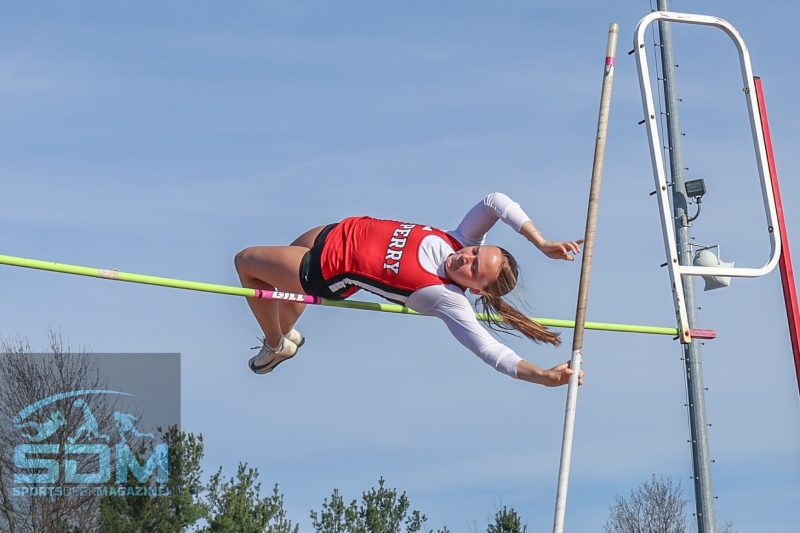 042225-Perry-Harvey-@-Jefferson-Track-36