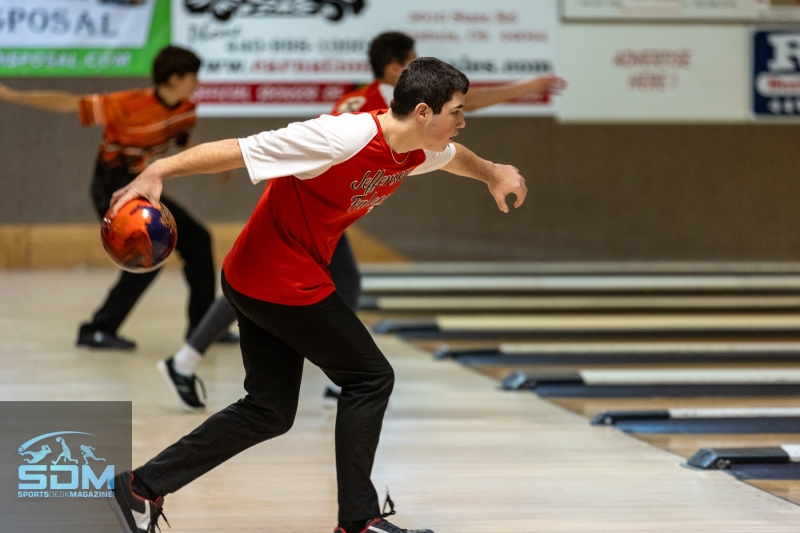 112923-Howland@Jefferson-Bowling-31