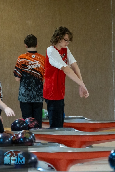 112923-Howland@Jefferson-Bowling-33